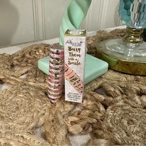 Pretty vulgar lipstick in shade 05 prim and proper